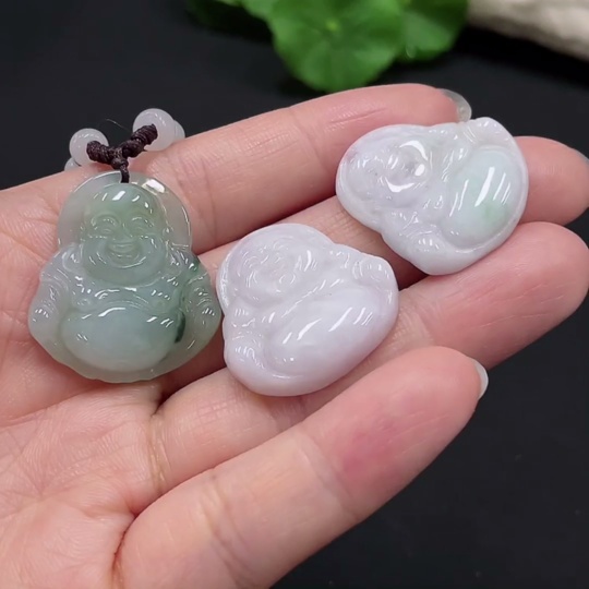 F26031097 JadeiteBuddha Pendant with Non-Grade A Beads