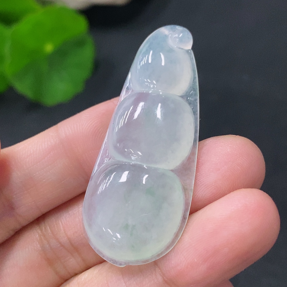 F31660801 Jadeite Pendant Lucky Bean Total Weight Approx. 8.32g