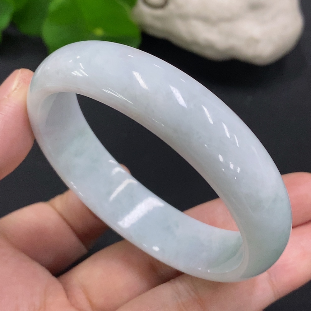 F31622315 Imperial Concorde Jadeite Bangle Size 54.3/47 Total Weight Approx. 43.6g