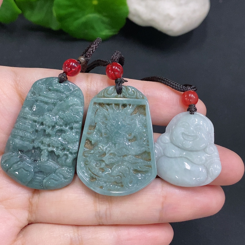 F34001450 Jadeite Pendant Sell as a Lot (Beads Not Grade A)