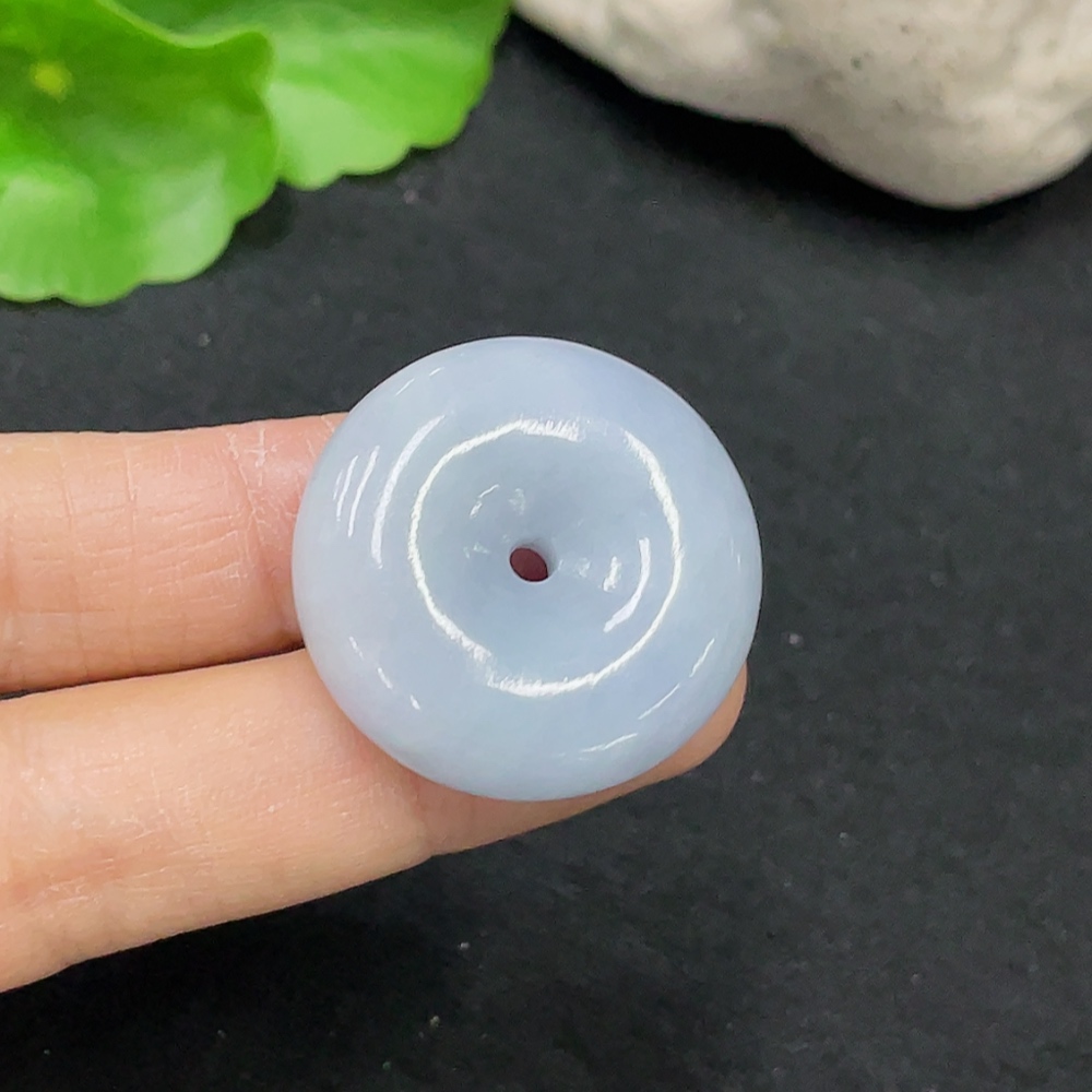 F30564212 JadeitePeace Pendant