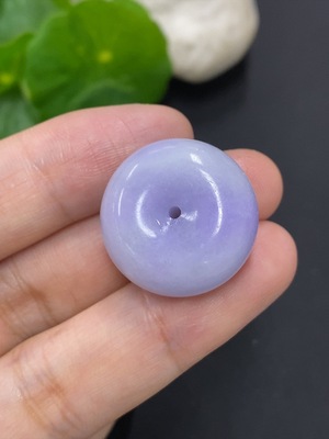 F46552294 翡翠平安扣 货品总重量约12.2克