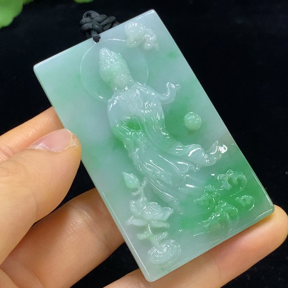F34025470 Jadeite Guanyin Pendant Total Weight Approx. 40.59g (Including Rope Weight)