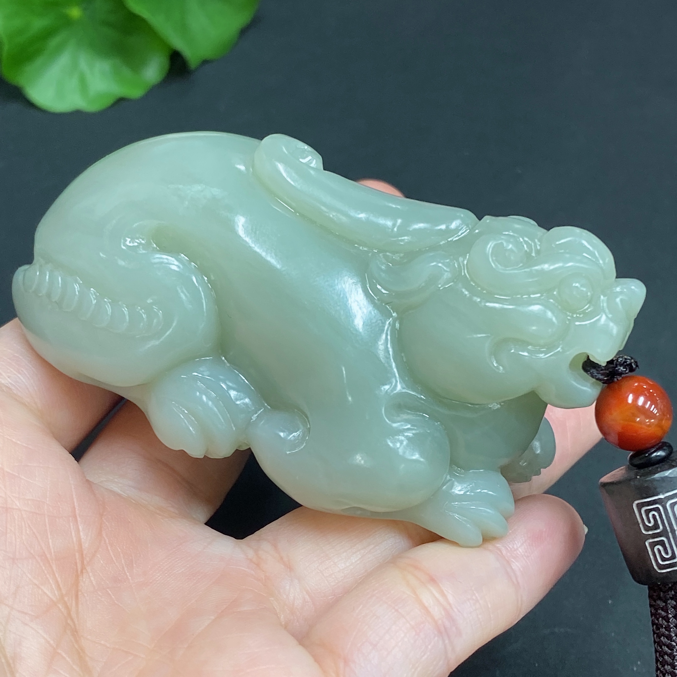 H22526449 Hetian Jade Handheld Carving Pi Xiu Total Weight (with rope) 137.4g