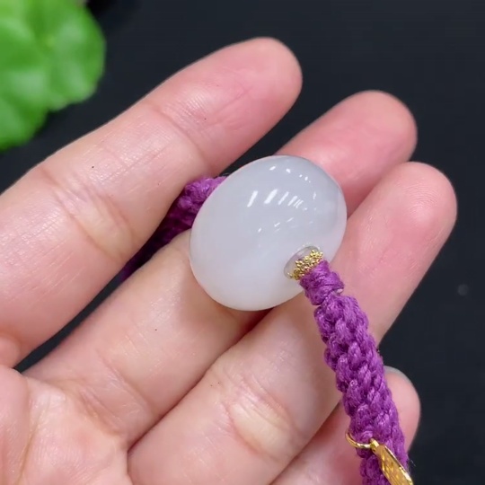 H34072621 Hetian Jade Hand Bracelet Total weight about 11.7g Gold content 72%