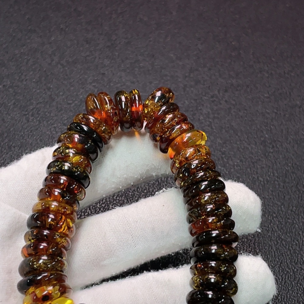 C34039579 Amber Beech Wax Bracelet, Total Weight Approx. 25g, Size 13.3mm