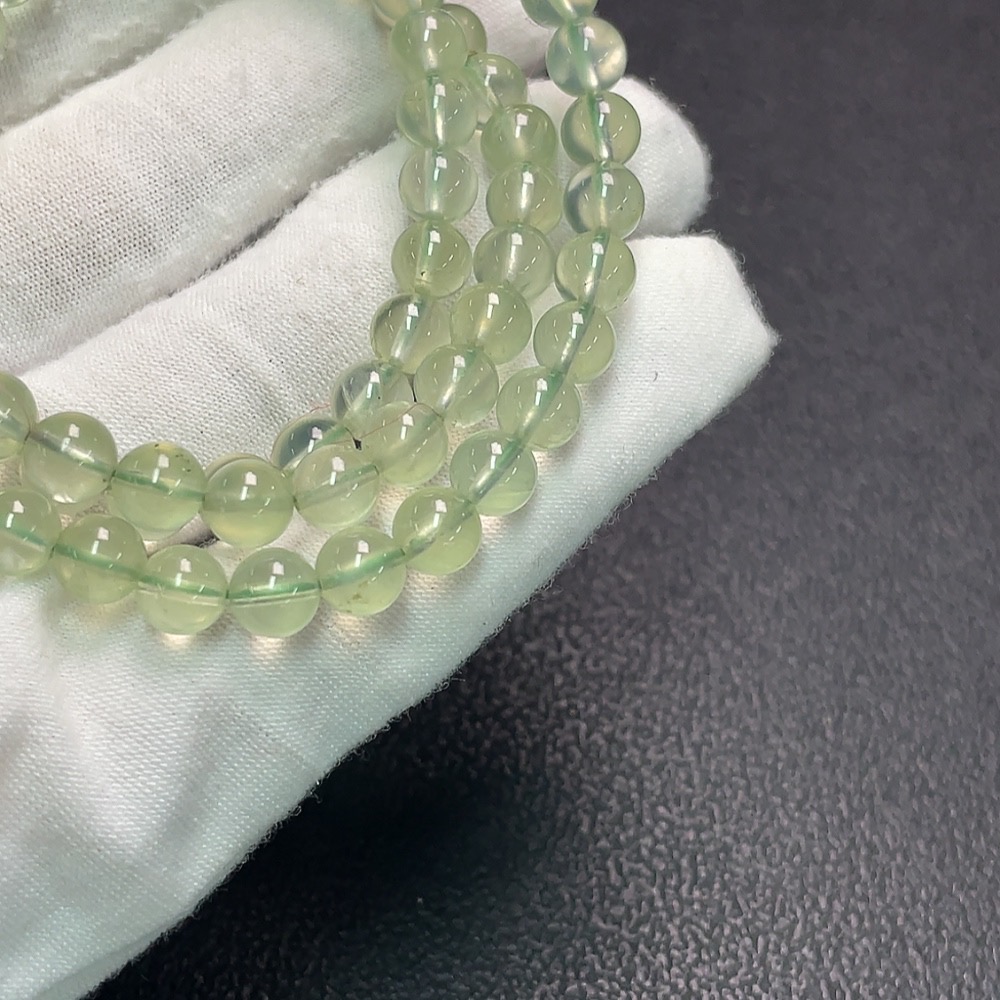 C33890776 Prehnite Bead Strand Total Weight Approx. 36.72g Size About 6.3mm