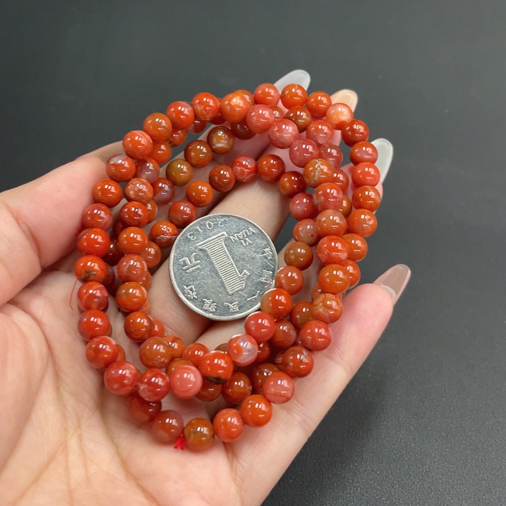 C17912779 South Red Agate Bead Strand Approximately 6.7mm Total Weight About 43.68g