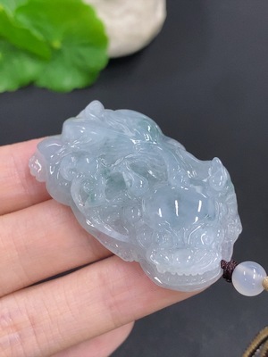 F40792177 翡翠貔貅挂件 货品总重量约31.3克（含绳重）配珠非翡翠