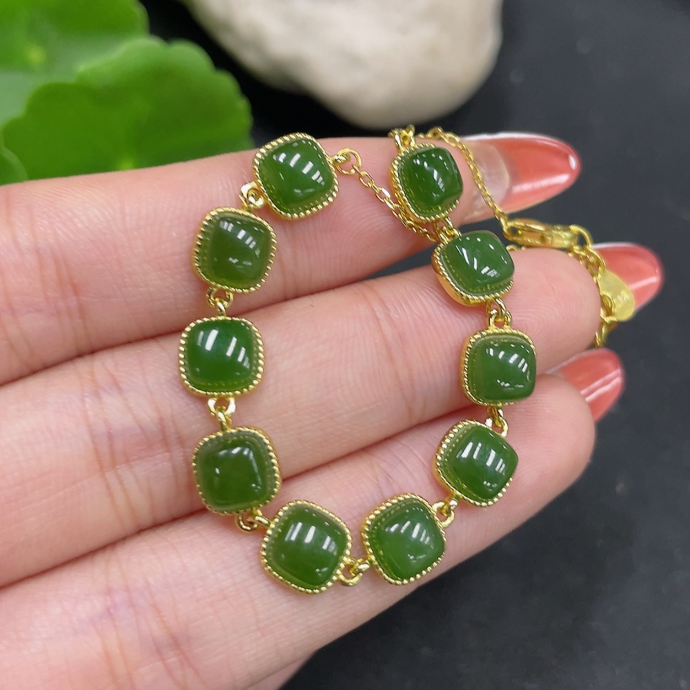 H34053170 Hetian Jade Jasper Inlaid Bracelet Non-Gold Inlaid Total Weight Approximately 5.6g