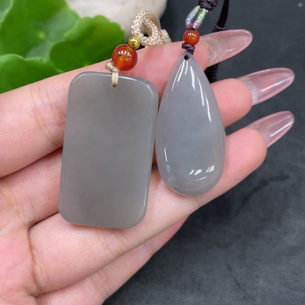 H33924536 Hetian Jade Pendant, Plain Pendant, Total Weight (with cord): 18.4g