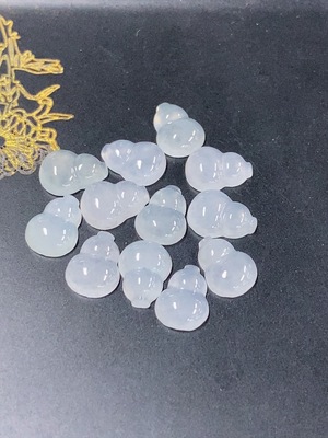 F46519139 翡翠葫芦镶嵌件 货品总重约2.65g含小袋