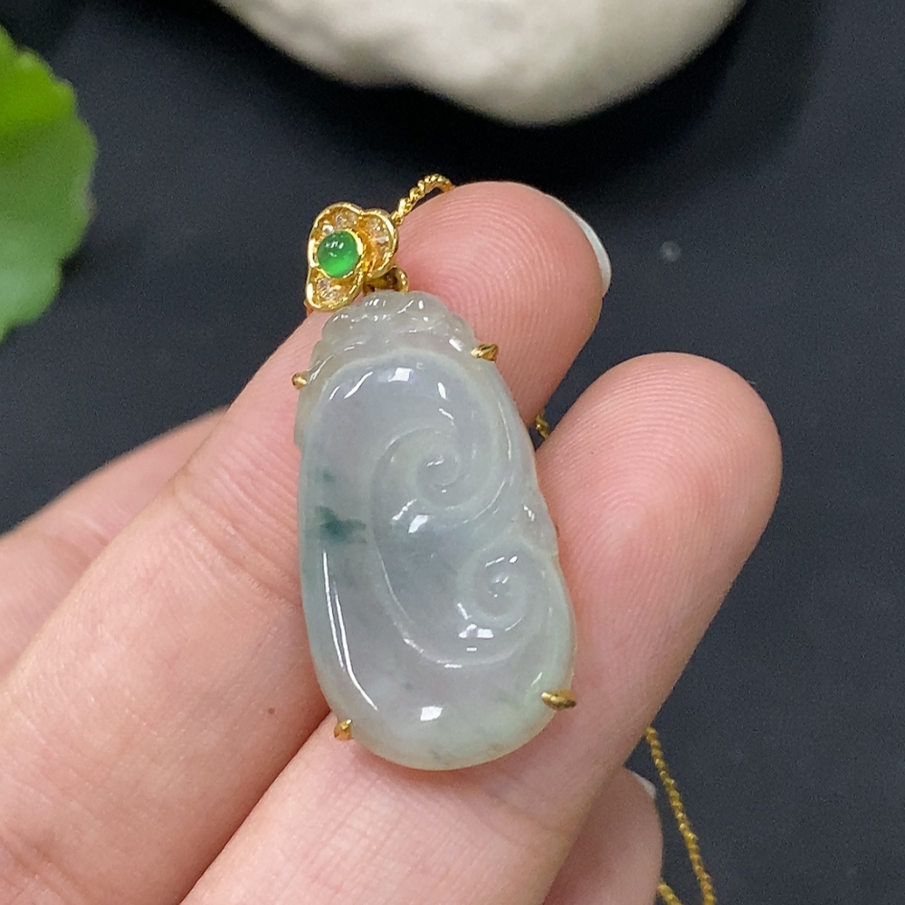F29357739 Jadeite Pendant Main Body 18k Rest Non-Gold Total Weight with Chain Approx. 4.33g