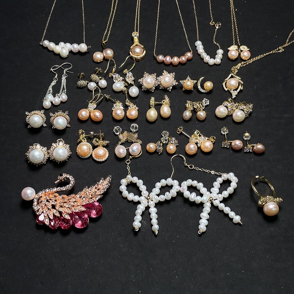 C34988402 Pearl Jewelry Non-Gold Total Weight Approx. 112g Sell as a Lot