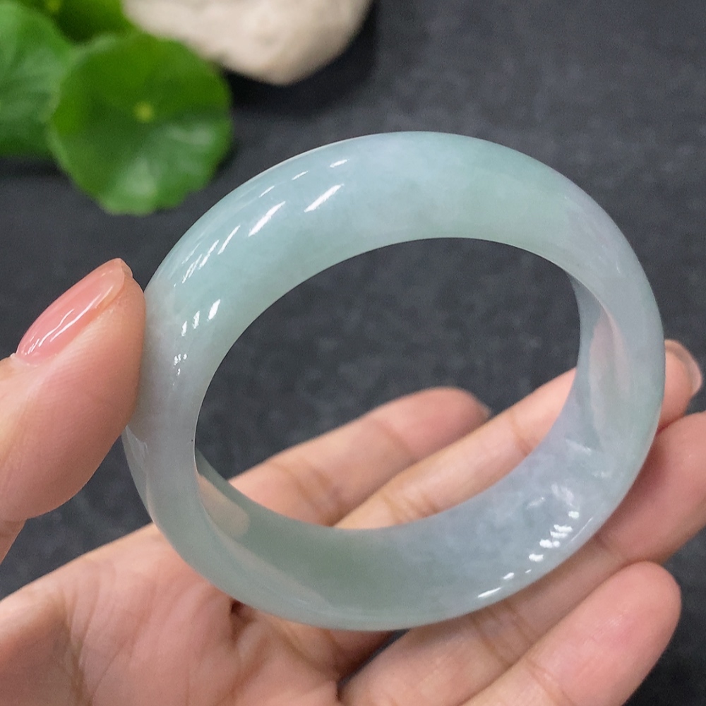 F34030355 Jadeite Imperial Concubine Bracelet Size 52.5/45.5mm Total Weight Approx. 49.31g
