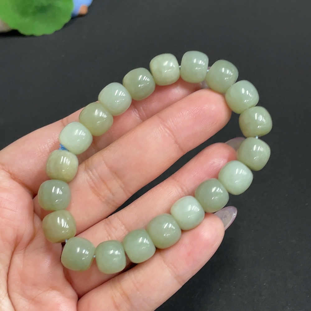 H33900759 Hetian Jade Bracelet, Approx. 9.8mm Beads, Total Weight Approx. 32.3g