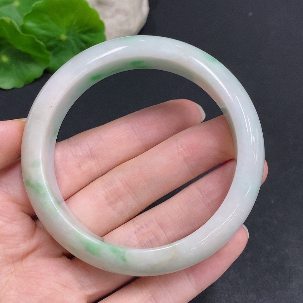 F33941902 Jadeite Round Bangle Total Weight About 70g Size 58