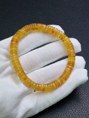 C31666427 Amber Beeswax Bracelet, Total Weight Approx.7g, Size About 6.9mm