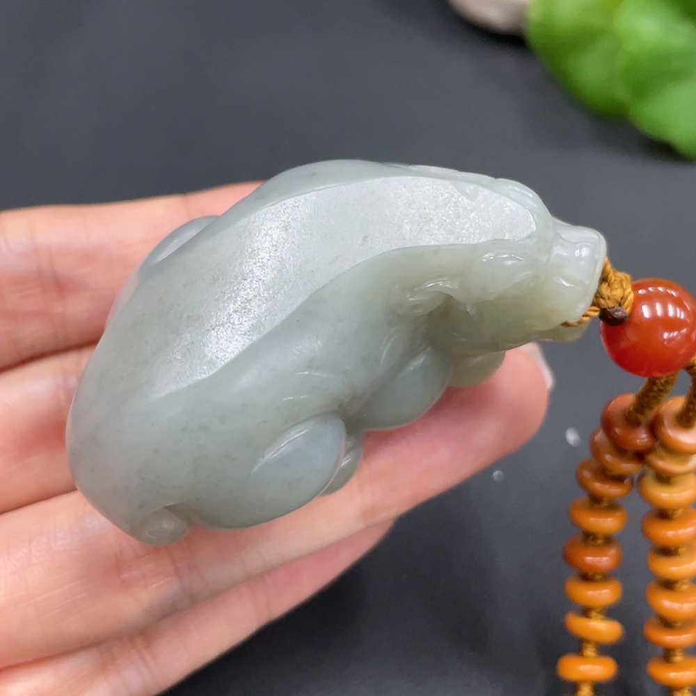 H23558640 Hetian Jade Handheld Piece Pi Xiu Chain Not Hetian Jade Total Weight Approx. (Including Chain) 88.3g