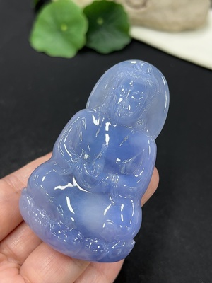 F41942203 翡翠挂件观音 货品总约重56.5g