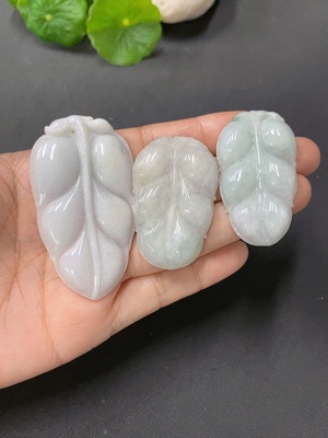 F16739097 翡翠挂件 叶子