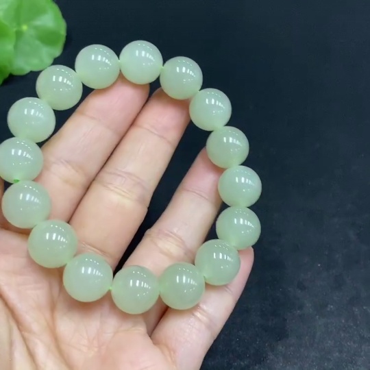 H31642395 Hetian Jade Bracelet       Approx.11.7mm         Total Weight Approx.41.5g