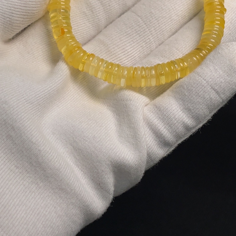 C30469492 Amber Beeswax Bracelet, about 7.4mm, total weight about 7.35g
