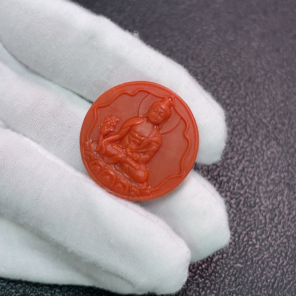 C34006718 South Red Agate Pendant with Visible Organic Matter, Total Weight Approx. 7.46g, Size About 27.4*5.6mm