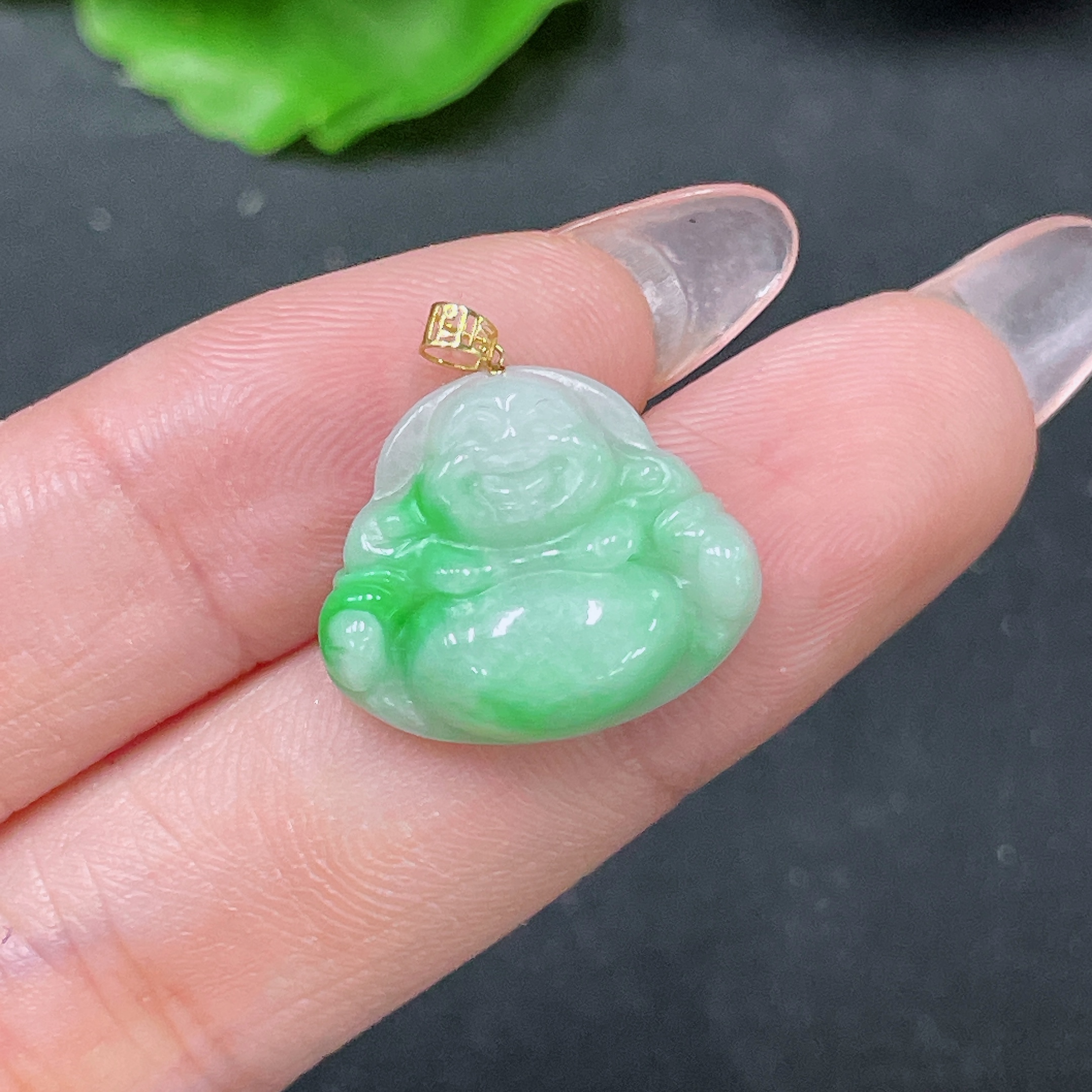 F34021382 Jadeite Pendant Buddha in 18k, Total Weight Approx. 2.36g