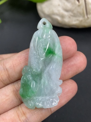 F46597766 翡翠白菜挂件 货品总重约17.66g