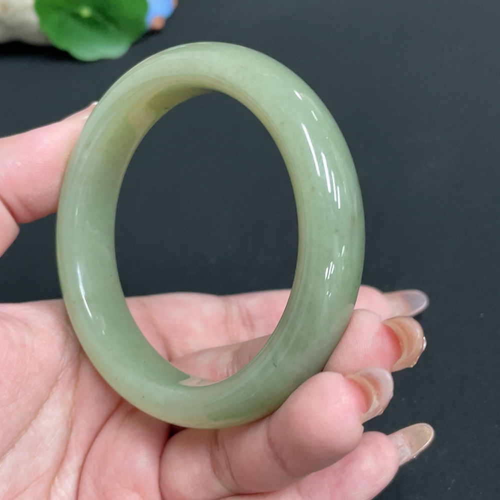 H32767592 Hetian Jade Round Bracelet Size 58.1 Total Weight Approx. 62.9g