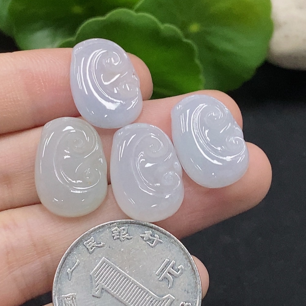 F34029547 Jadeite Ruyi Inlaid Piece Sell as a Lot
