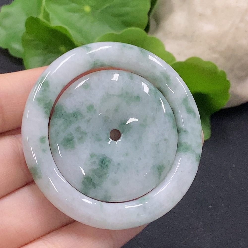 F35133203 Jadeite Mother-and-Child Toggle Pendant Total Weight Approx. 31.1g