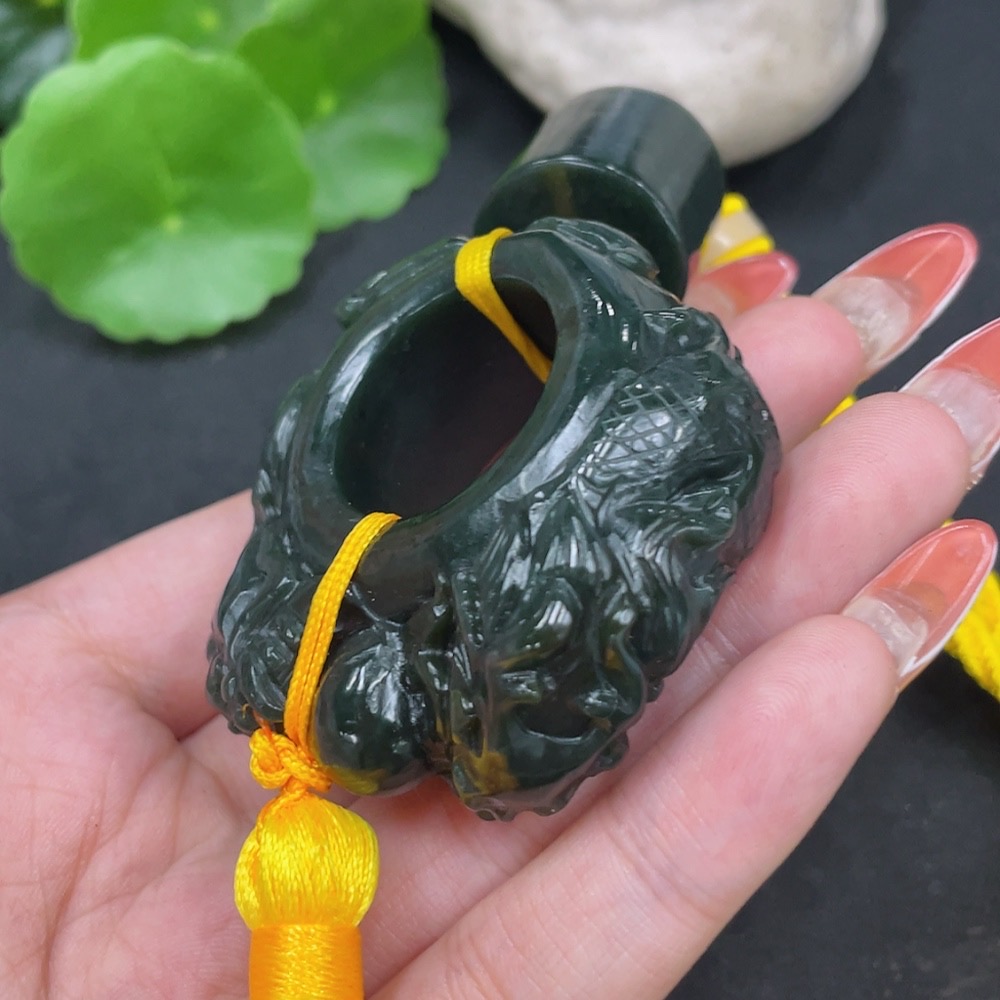 H35113430 Hetian Jade Handheld Carving with Non-Hetian Jade Beads Dragon Ring Total Weight Approx. 105.8g (including rope)