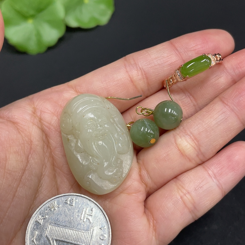 H34052795 Hetian Jade Pendant    God of Wealth    Adjustable Ring    Earrings    Non-Gold Inlaid    Total Weight Approx. 19.6g