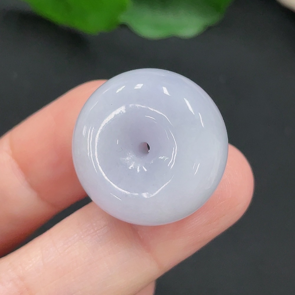 F28288033 Jadeite Peace Knot Pendant, Total Weight Approximately 11.7 Grams