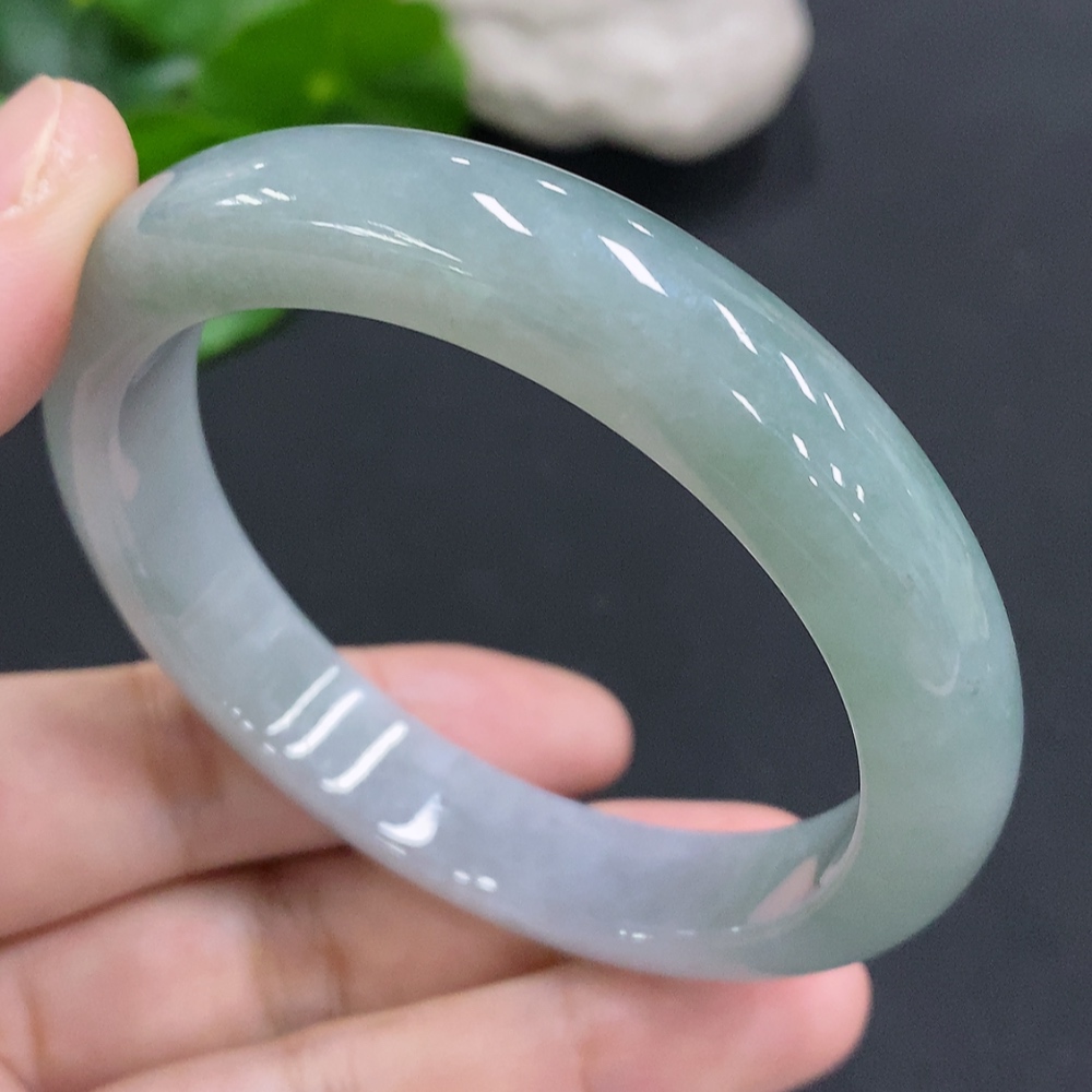 F34023470 Jadeite Round Bracelet Size 55.6 Total Weight Approx. 50.4g