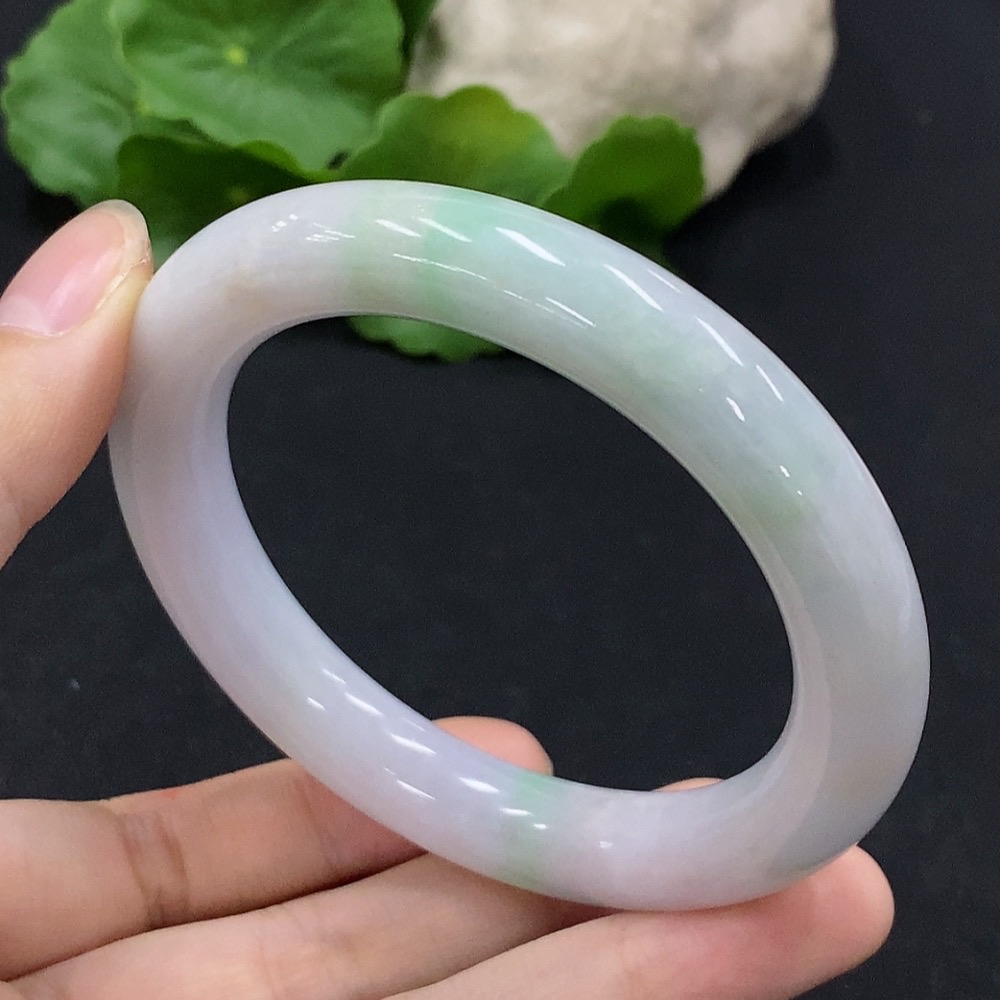 F35132922 Jadeite Round Bangle Total Weight Approx. 66g Size 57