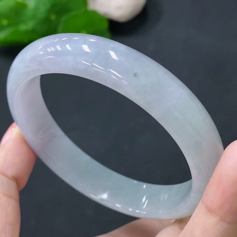 F28306266 Jadeite Regular Bangle 58.8mm (Approx. 54.6g)