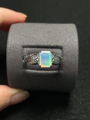 C43118050 Opal Ring Non-Gold Adjustable Total Weight Approx. 2.4g