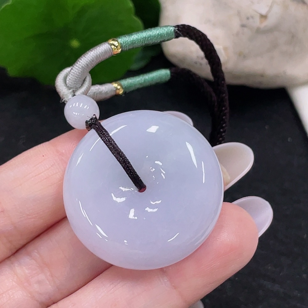 F33916541 Jadeite Peace Knot Pendant Total Weight Approximately 24.3g (Including Rope Weight)