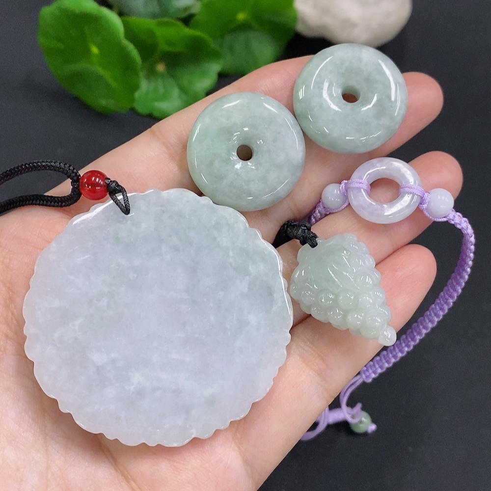 F34023501 Jadeite Pendant with Hand Rope Sell as a Lot