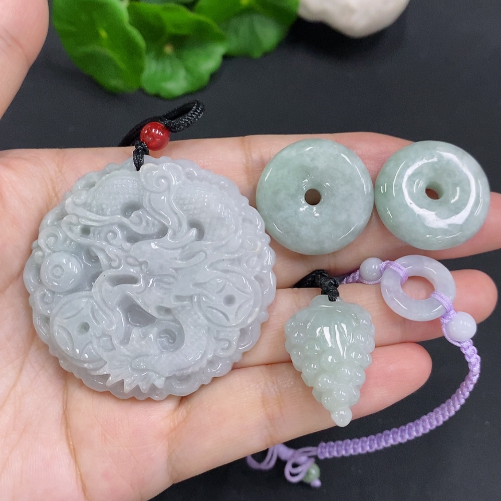 F34023501 Jadeite Pendant with Hand Rope Sell as a Lot