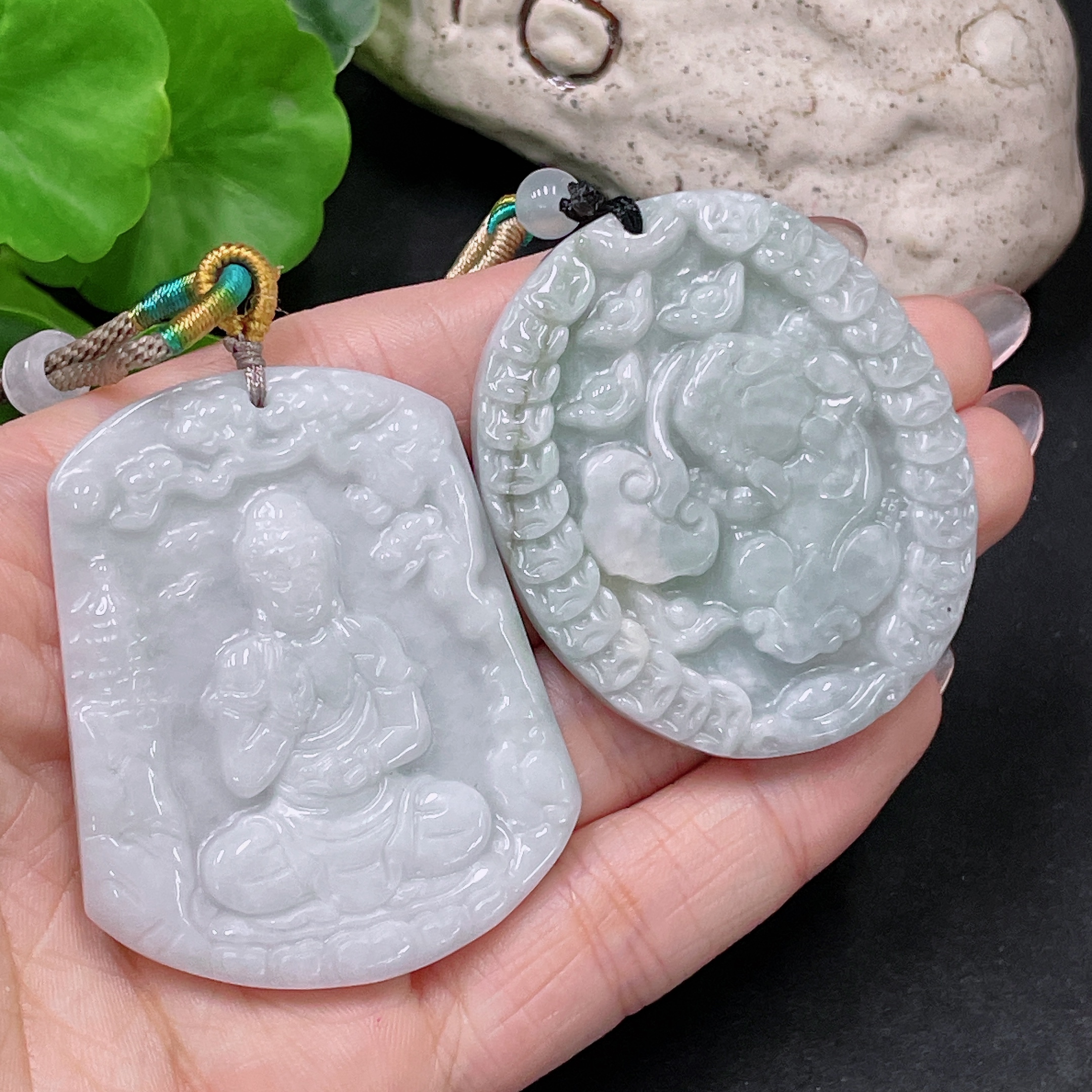 F34959160 Jadeite Pendant Sell as a Lot (Matching Beads Non-A)