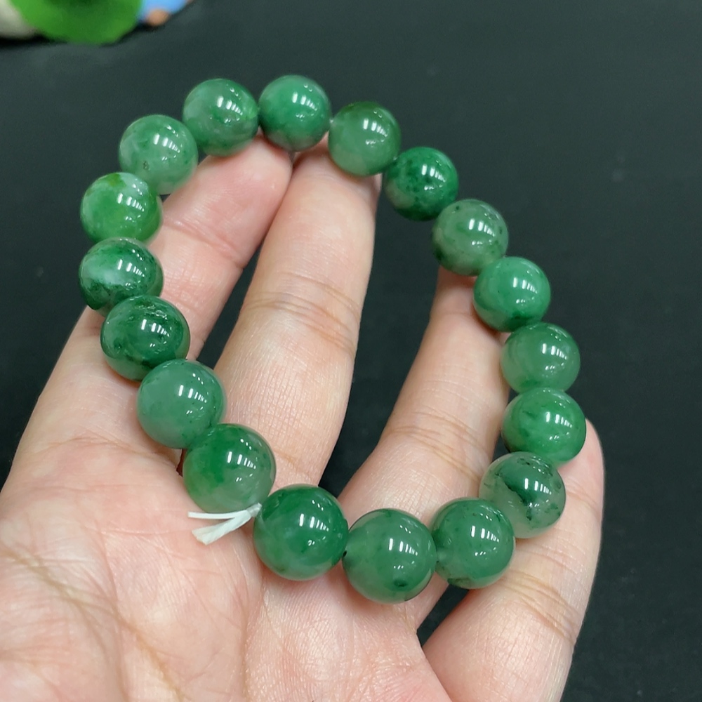H33847479 African Emerald (Dulong Jade)