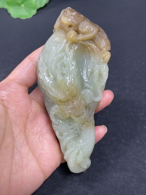 H42954529 和田玉摆件    龙    货品总重约163.3g