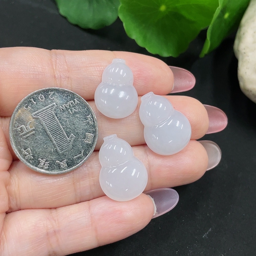 F34982979 Jadeite Gourd Inlaid Pieces Sell as a Lot
