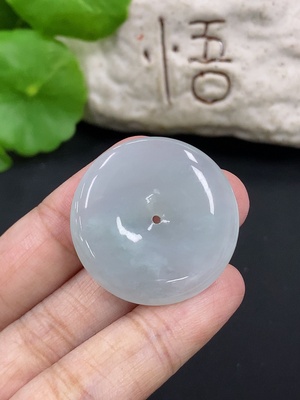 F46596791 翡翠平安扣挂件 货品总重约8.83g