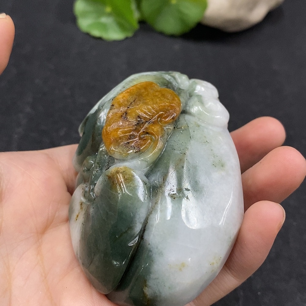 F34995567 Jadeite Handheld Carving 'Abundance Year after Year' with Yellow Part of Undetermined Color Origin, Total Weight Approx. 248.15g