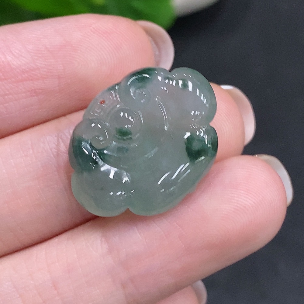 F34034909 Jadeite Ruyi Pendant Total weight approx. 4.1g